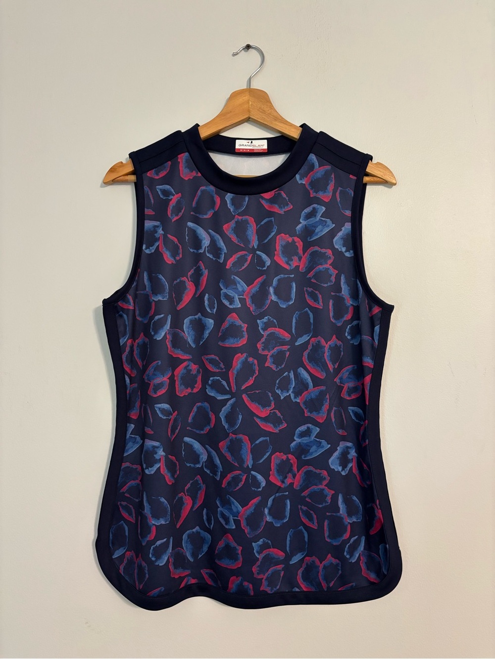 Grand Slam Performance Floral Sleeveless Top - Size Medium